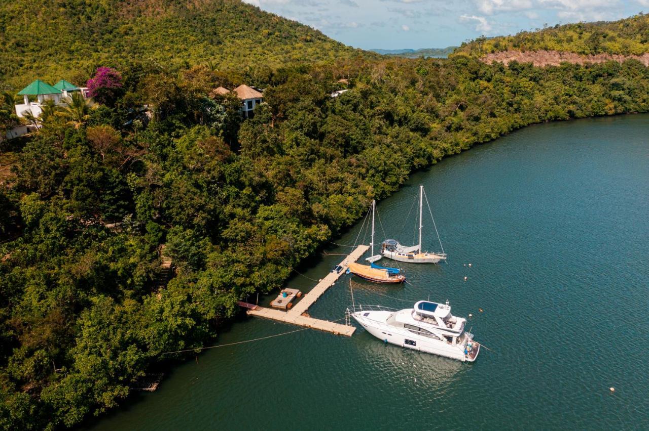 Marina Del Sol Resort & Yacht Club Бусуанга Екстериор снимка